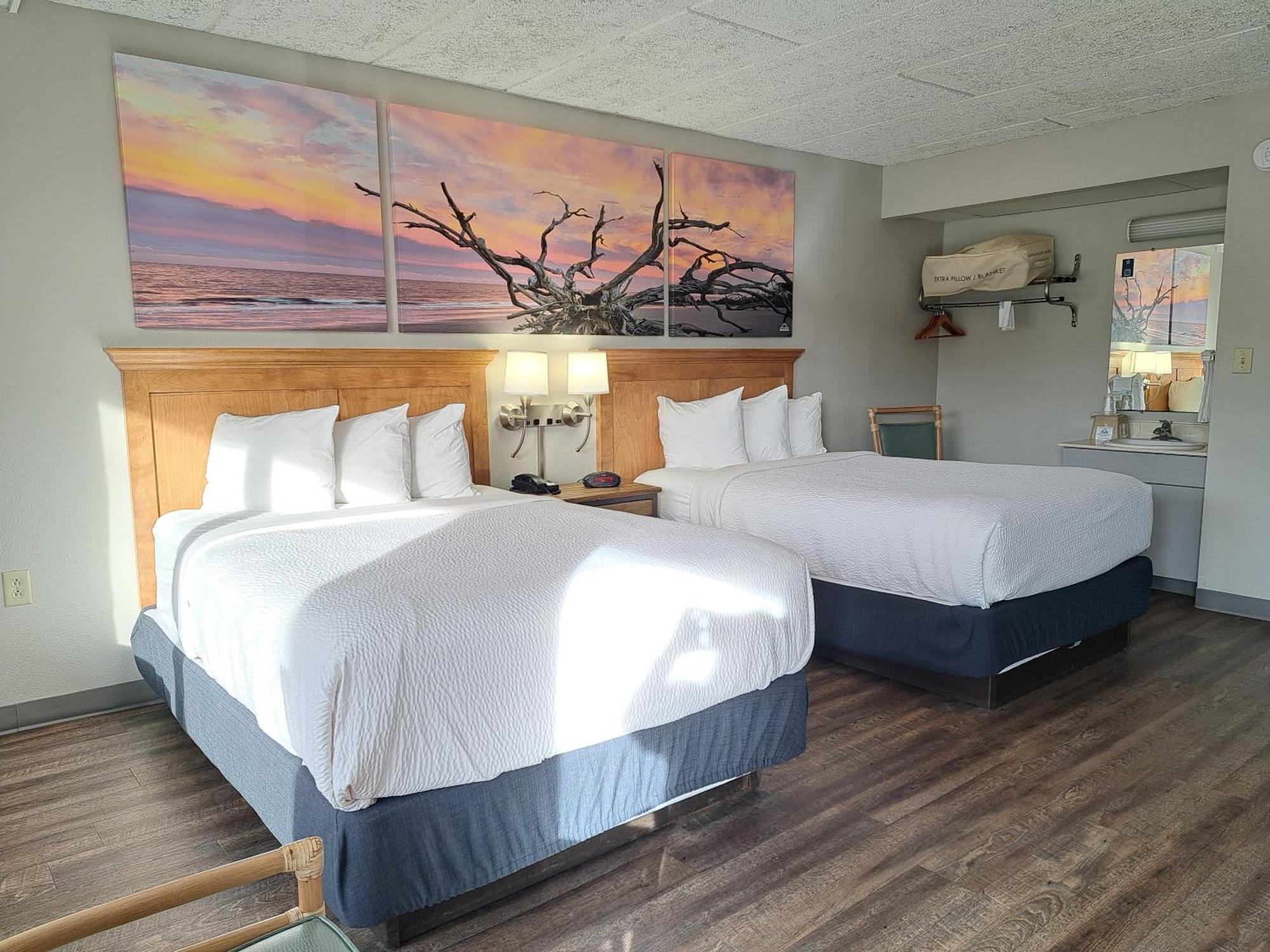 Days & By Wyndham Hotel 3*
